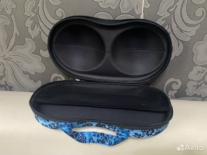 Футляр для бюстгальтера