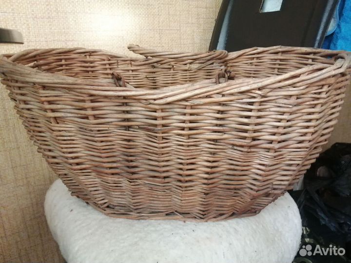 Корзина плетеная большая