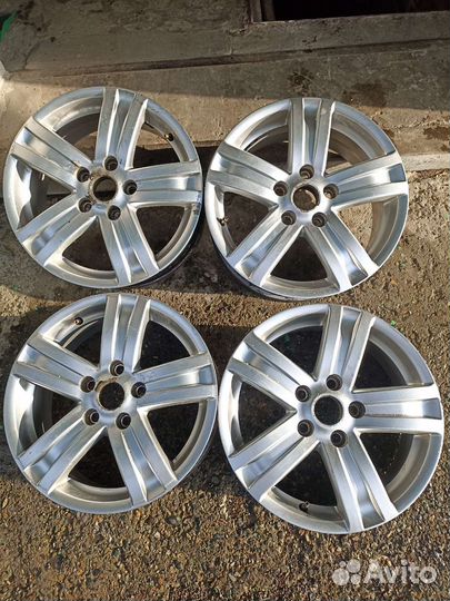 Литьë Toyota r16 5x114.3 обмен на литьë Нива