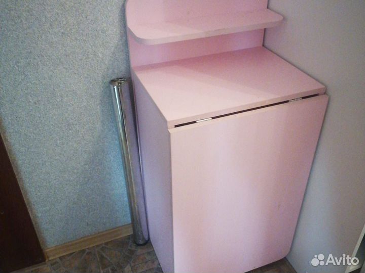 Столик для маникюра бу