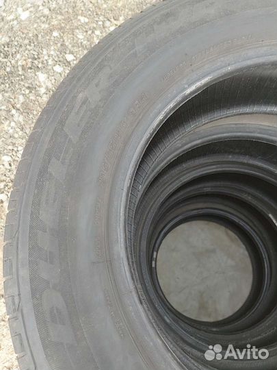 Bridgestone Dueler H/P Sport 215/65 R16