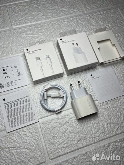 Зарядное устройство на iPhone