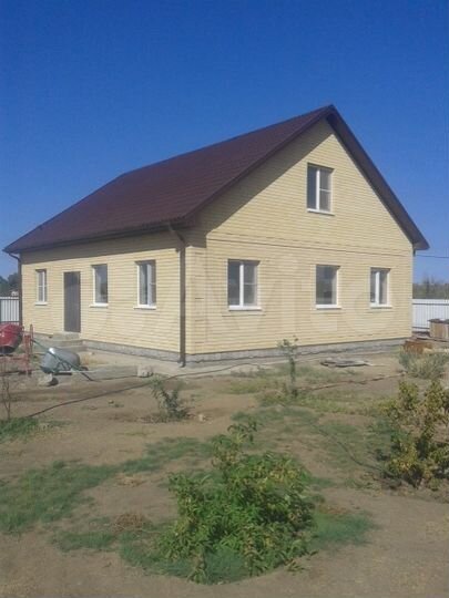 Дом 160 м² на участке 9 сот.