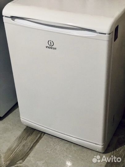 Холодильник indesit MT08