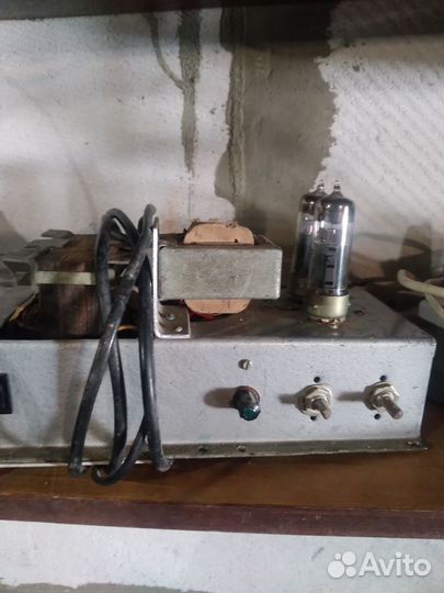 Зарядное устройство