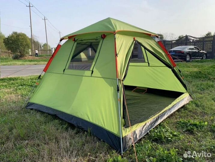 Автоматическая палатка трехместная