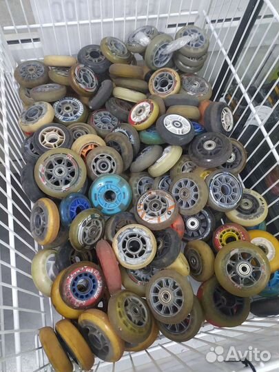 Колесо для роликов, самокатов, чемоданов б/у