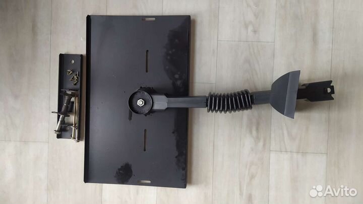 Кронштейн для телевизора