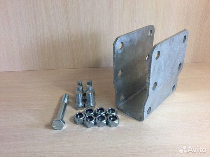 Кронштейн замкового устройства прицепа #60мм регу