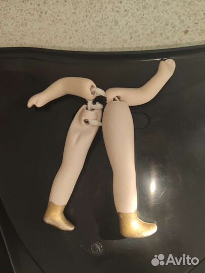 Фарфоровые ручки и ножки для куклы