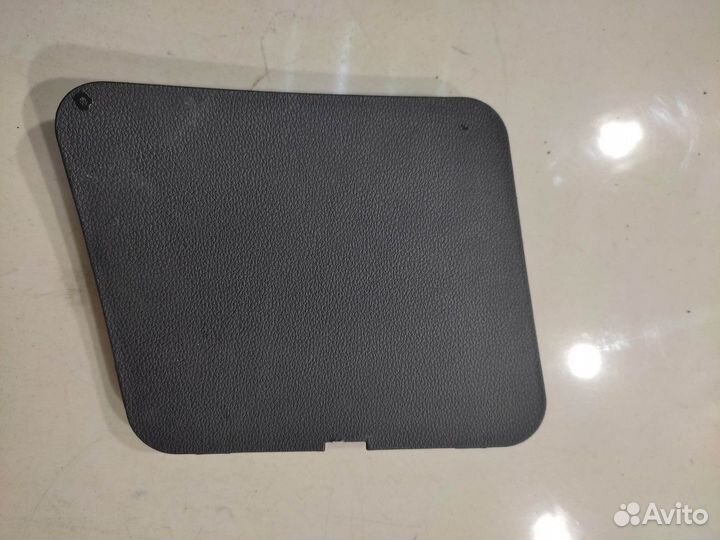 Лючок обшивки багажника (левый) (Hyundai Tucson)