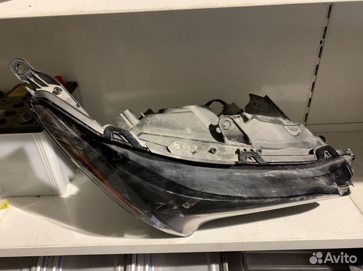 Фара правая Lexus NX