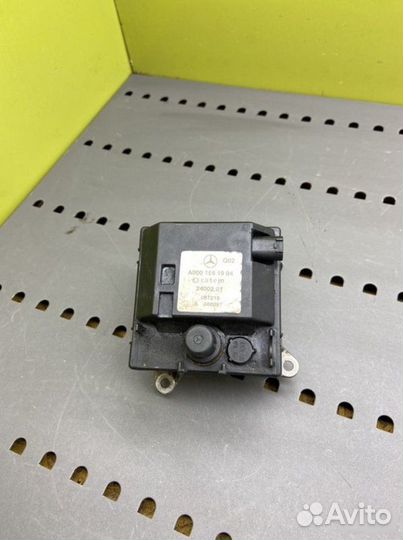 Подогреватель двс Mercedes-Benz C-Class W203