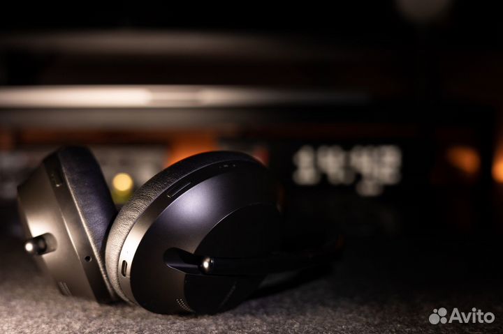 Беспроводные наушники Bose Noise Cancelling 700