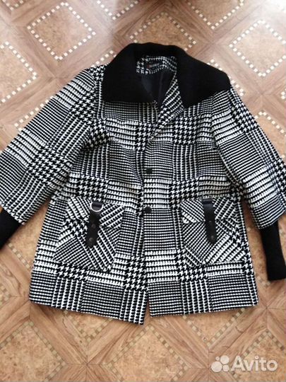 Легкое полупальто (ветровка), на подкладке, новая