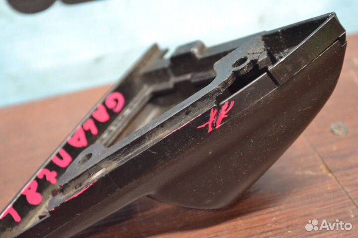 Уголок двери левый Mitsubishi Galant 8 EA 6A13