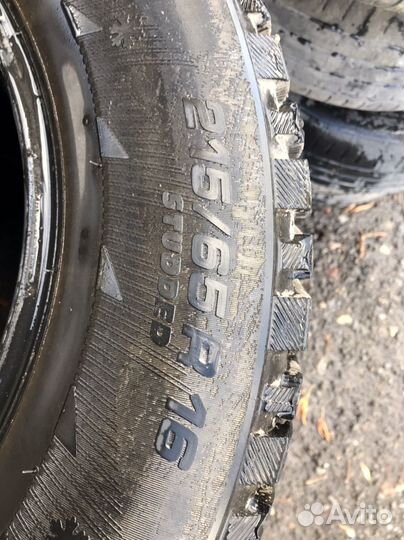 Michelin X-Ice North 3 215/65 R16 102T