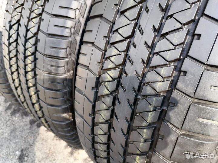 Bridgestone Dueler H/T 684II 275/60 R20