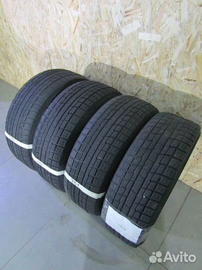 Yokohama Ice Guard IG30 225/60 R17