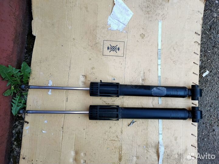 Амортизаторы VW Tiguan 2