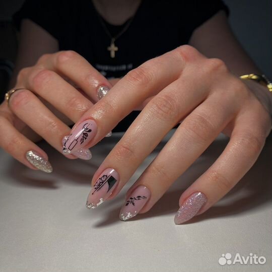 Маникюр, наращивание ногтей/ ЖК Шуваловский