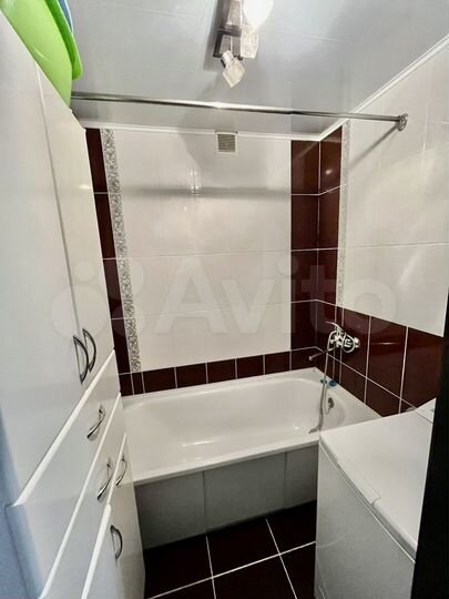 3-к. квартира, 60 м², 5/5 эт.