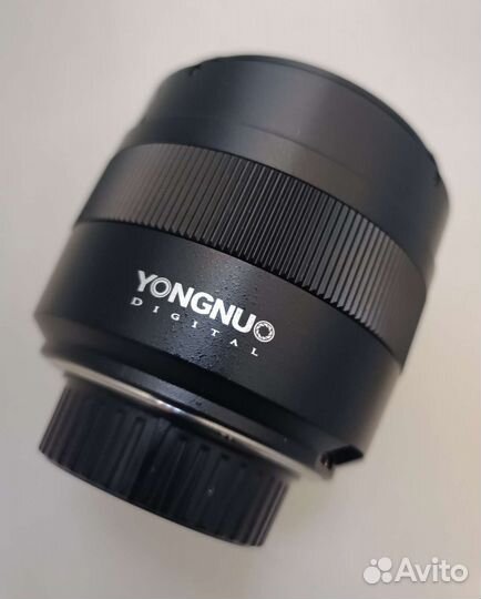 Объектив Yongnuo 50mm F 1,4 для Nikon б/у