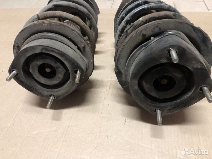 Амортизаторы в сборе