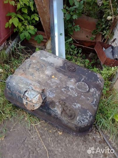 Топливный бак от ЗИЛ а555