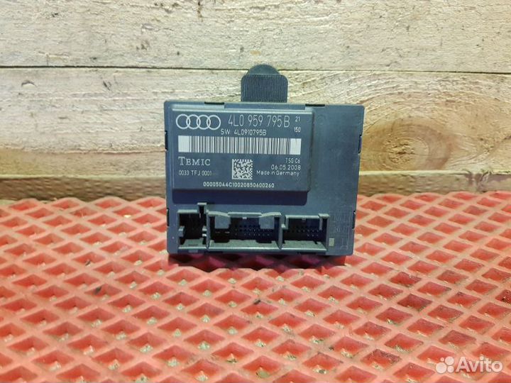 Блок управления эбу Audi Q7 4.2 TDI