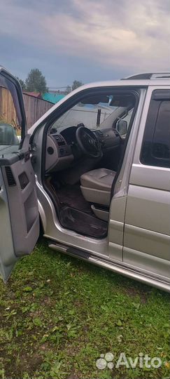 Volkswagen Transporter 2.5 МТ, 2004, 200 000 км