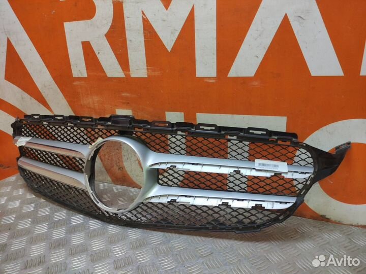 Решетка радиатора Mercedes C-Class W205 2014-2018