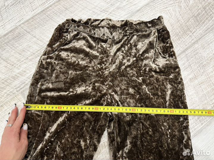 Костюм женский 42