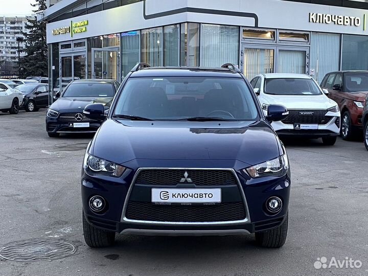 Mitsubishi Outlander 2.0 CVT, 2011, 17 000 км