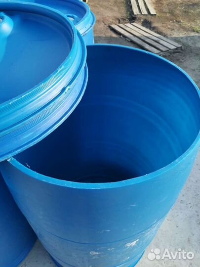 Бочка пластиковая чистая, 227 литров