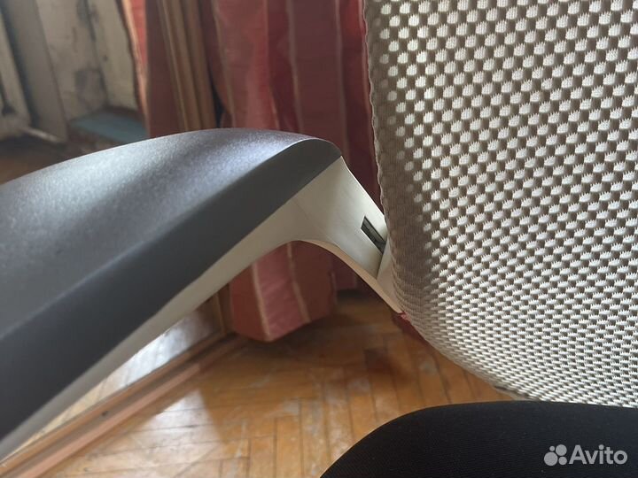 Компьютерное кресло