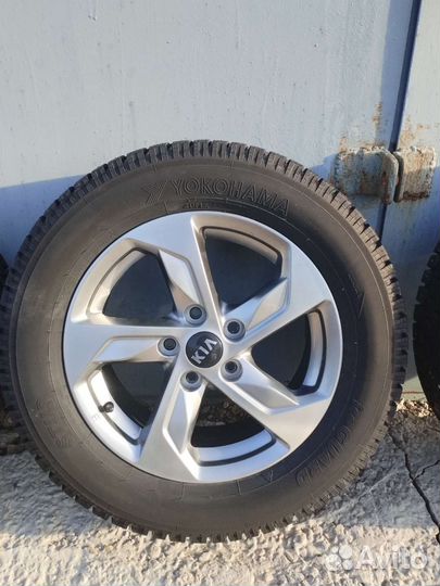 Goodyear EfficientGrip Performance 215/60 R16