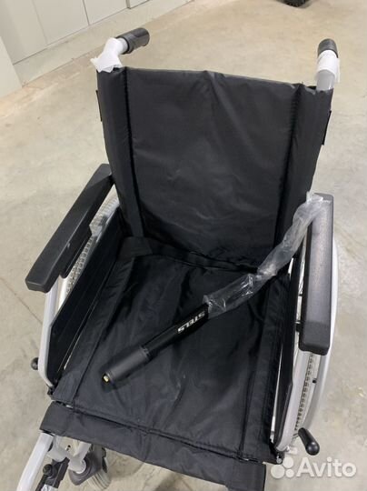 Кресло-коляска инвалидная