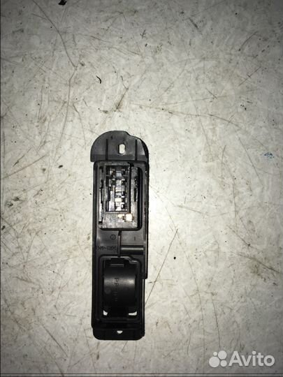 Кнопка Hold AT Subaru Legacy B11 Субару Легаси Б11