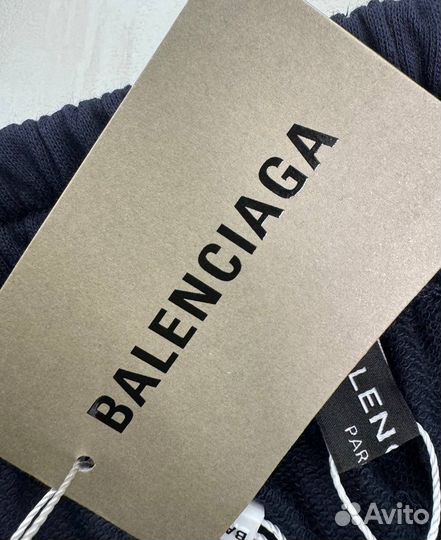 Стильные комбинированные джинсы Balenciaga