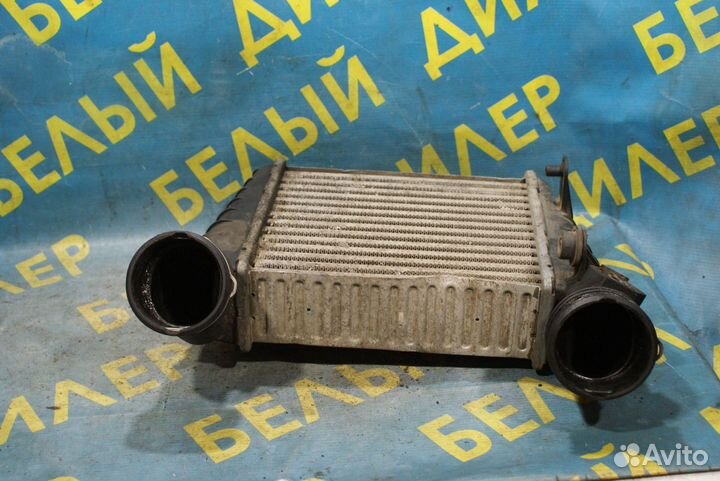 Радиатор интеркулера Volkswagen Passat B5+