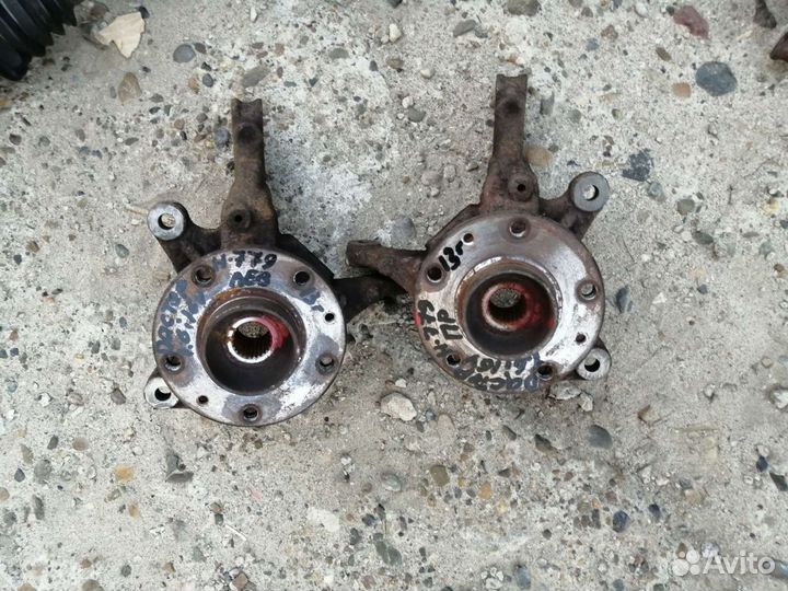 Ступица кулак левый правый duster дастер