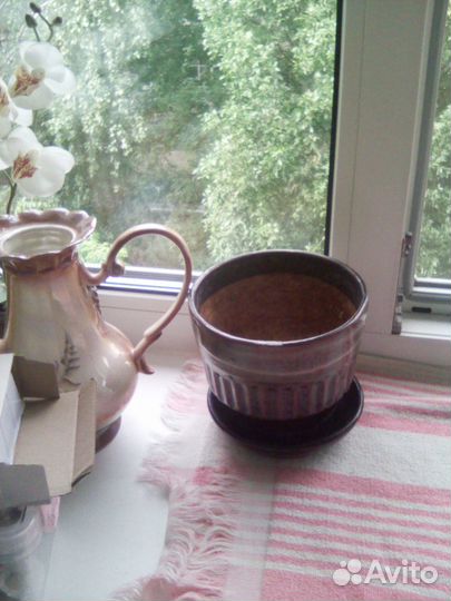 Цветочный керамический горшок