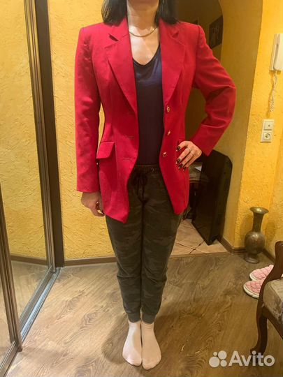 Пиджак женский 46 размер