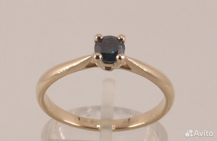 Кольцо золотое с бриллиантом морской волны 0.32 ка