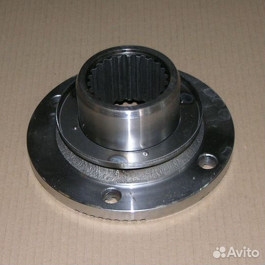 Фланец редуктора заднего м 54326-2402061-50 (маз)