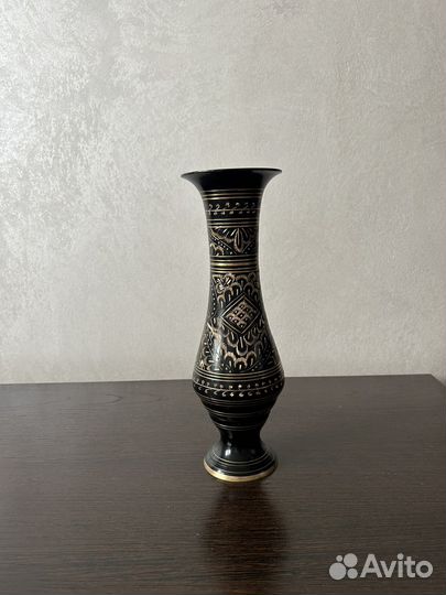 Ваза для цветов металлическая