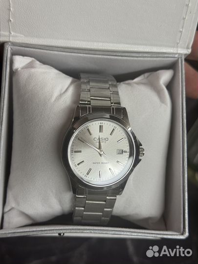 Наручные часы Casio classic