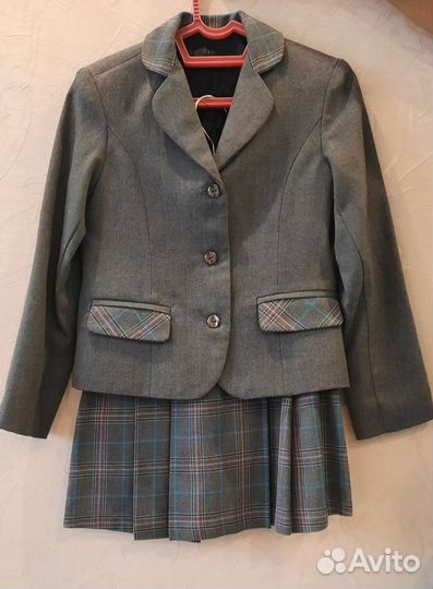 Школьный костюм на девочку