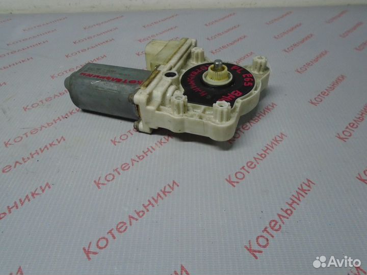 BMW 67628382001 Моторчик стеклоподъемника левый